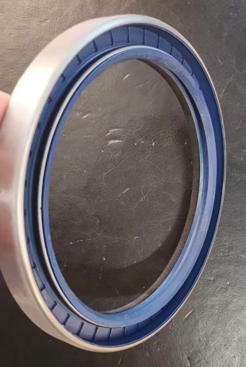 Factory Manufacturer 40*55*15.5 mm Combi Sf6 Type 12018848b Oil Seal for Agricultural Machine and Tractor